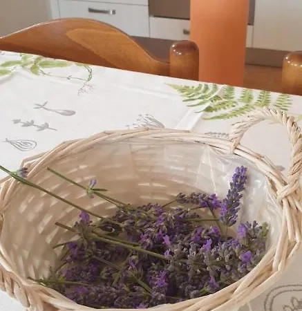 A Casa De Fiore 펜션 몬테그라나로