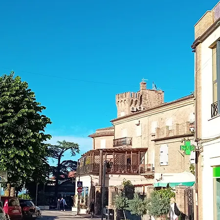 A Casa De Fiore מונטגרנרו